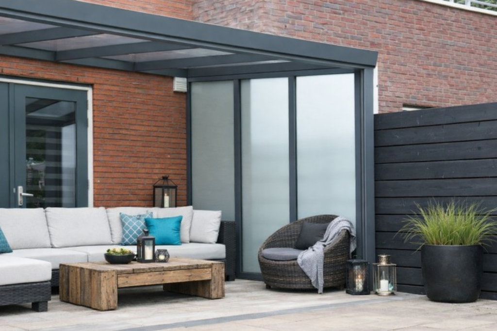 overkapping op de erfgrens